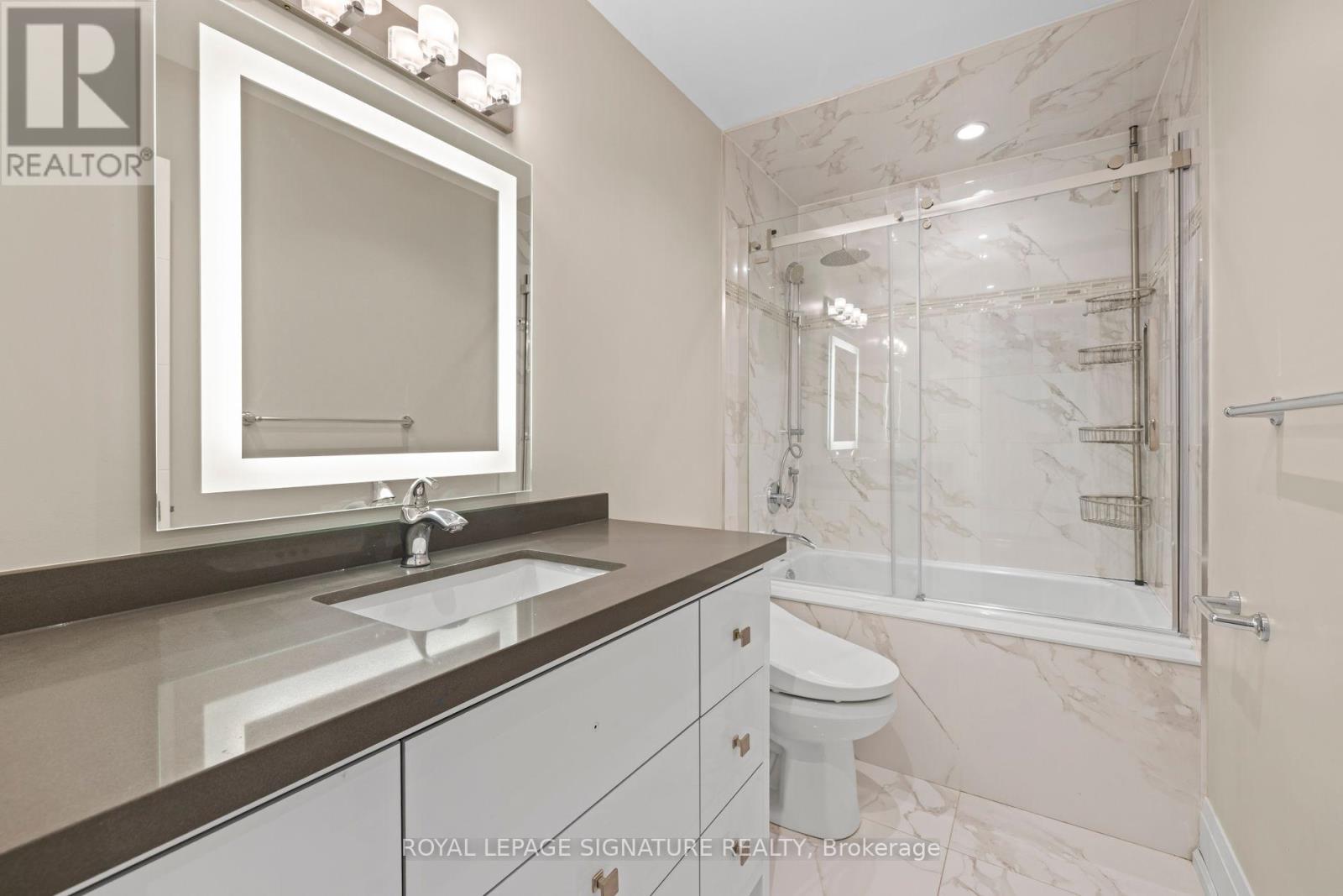 2480 Upper Valley Crescent, Oakville, Ontario  L6H 7P2 - Photo 36 - W13212812