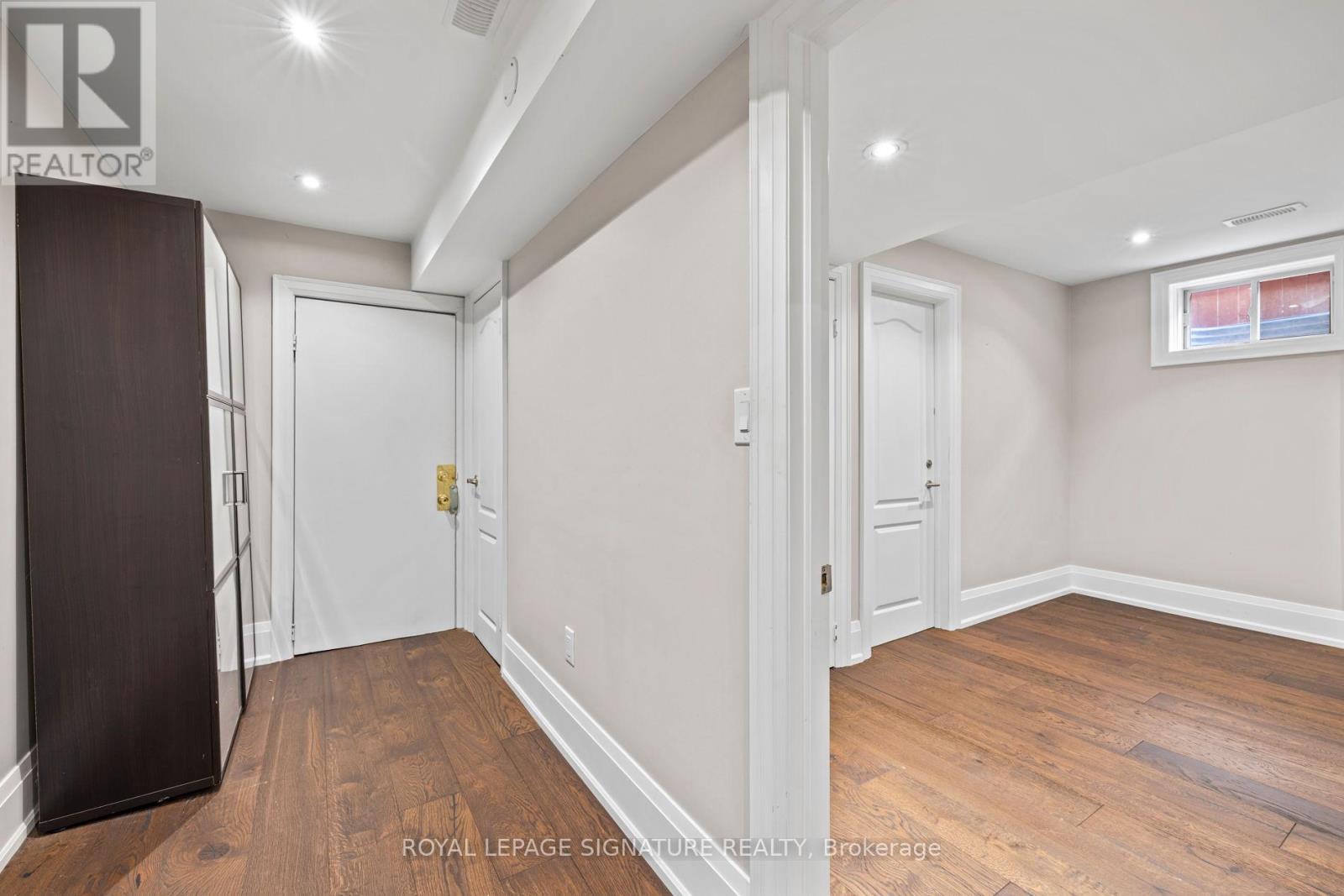 2480 Upper Valley Crescent, Oakville, Ontario  L6H 7P2 - Photo 44 - W13212812