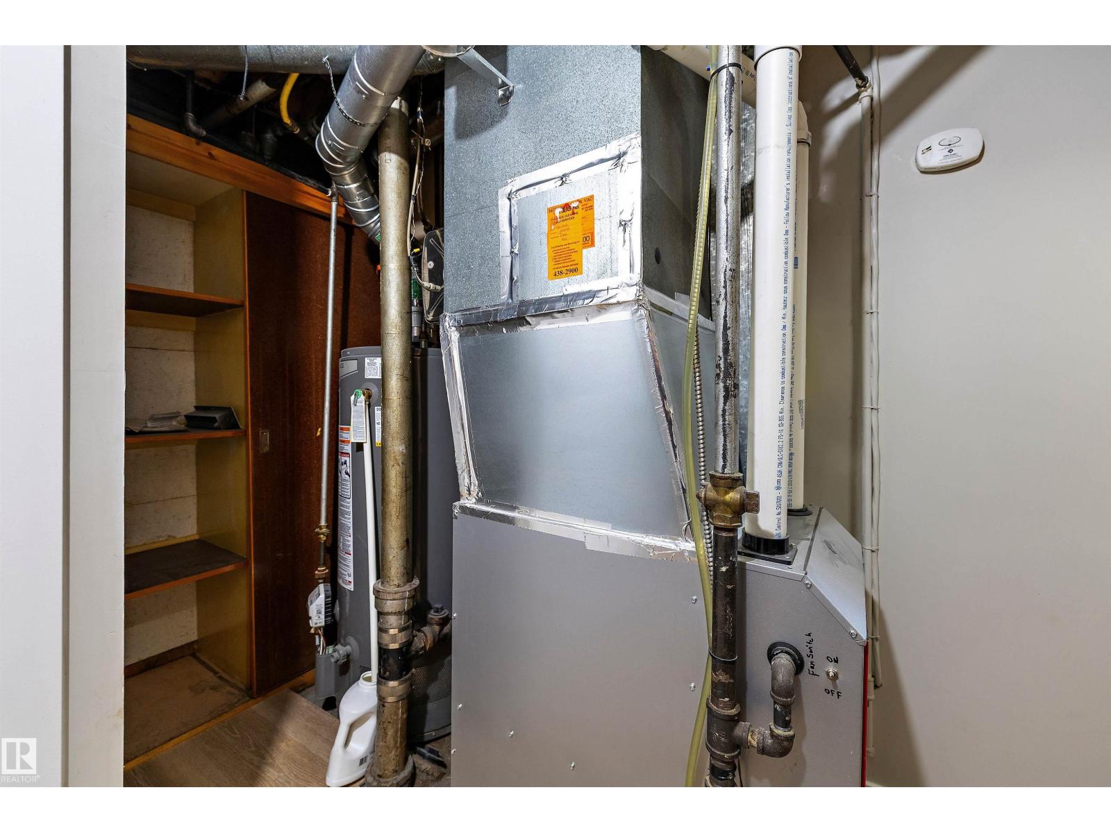 9747 66 Av Nw, Edmonton, Alberta  T6E 0M4 - Photo 30 - E4490847