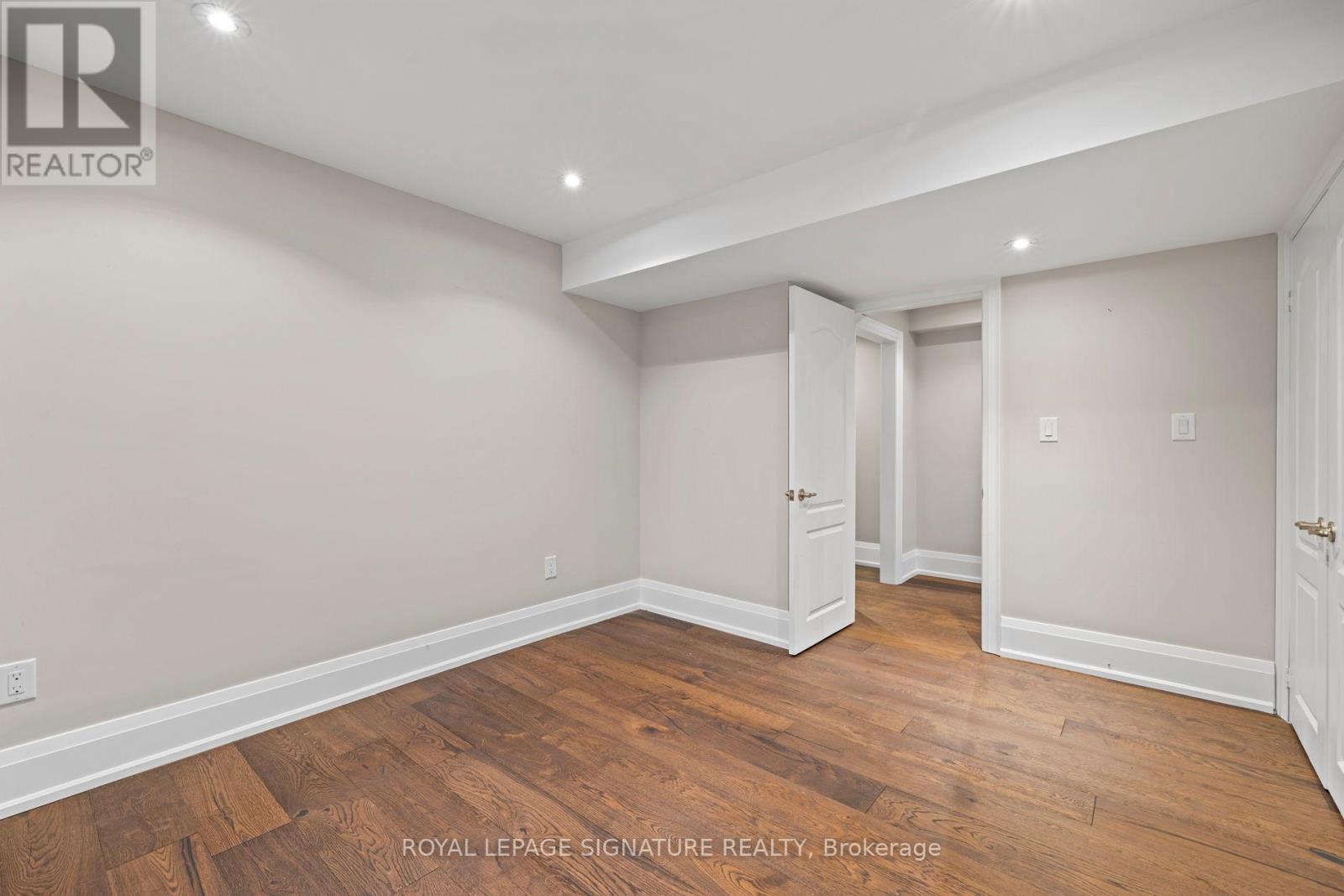 2480 Upper Valley Crescent, Oakville, Ontario  L6H 7P2 - Photo 45 - W13212812