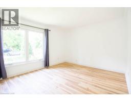 30 EASTVALE Place, Hamilton, Ontario