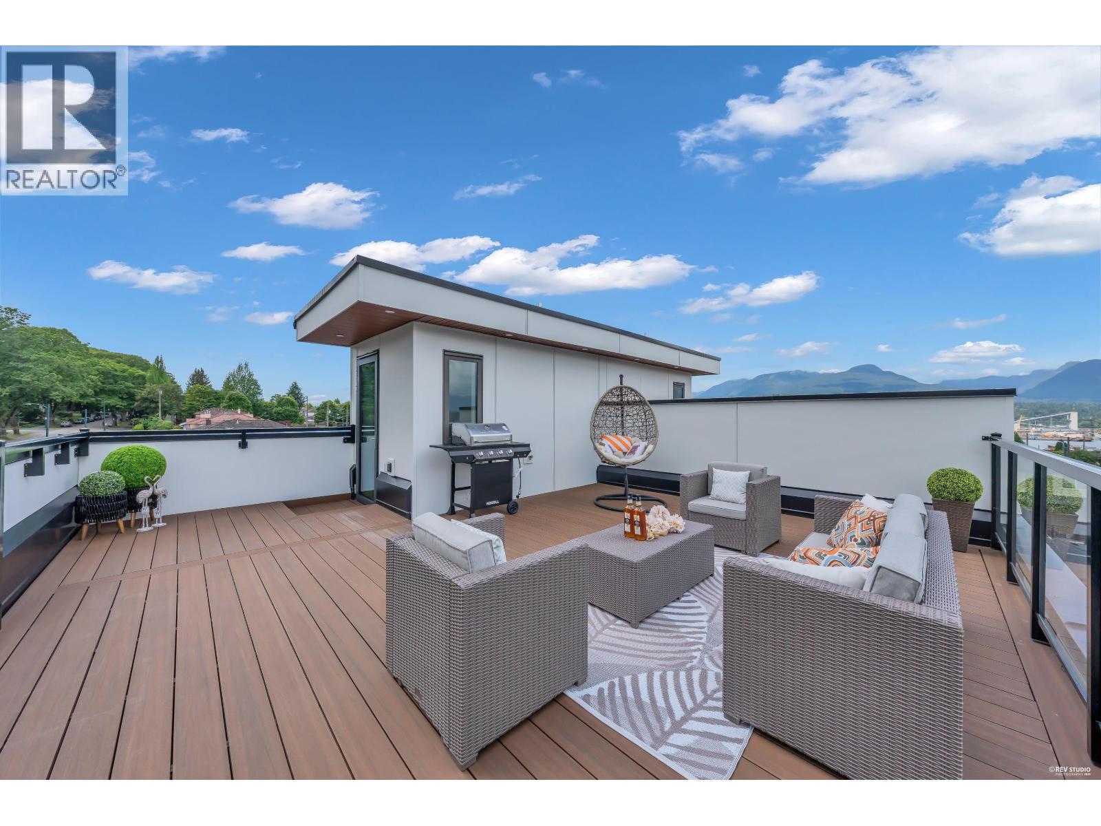 2 2893 Eton Street, Vancouver, British Columbia  V5K 1K4 - Photo 18 - R3129285