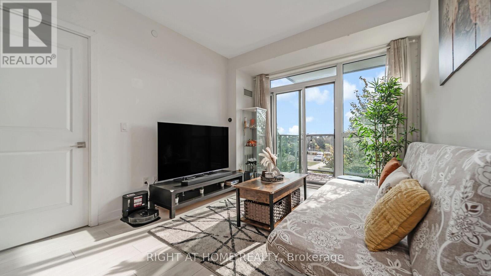 206 - 4655 Glen Erin Drive, Mississauga, Ontario  L5M 0Z1 - Photo 3 - W13218232