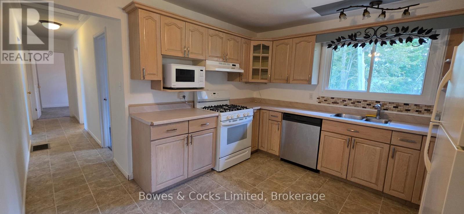 75 North Park Gardens, Belleville, Ontario  K8P 2M4 - Photo 6 - X13218288