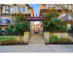 <div class="price">$1,149,000</div> 54 433 Seymour River Place, North Vancouver<br><div style="margin-bottom:8px;"><small>RE/MAX Results Realty</small></div><div class='bed_bath'>3 Bed | 2 Bath</div>