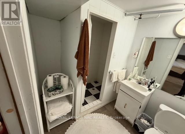 6542 Burwood Avenue, Niagara Falls, Ontario  L2H 1Z7 - Photo 11 - X13218322
