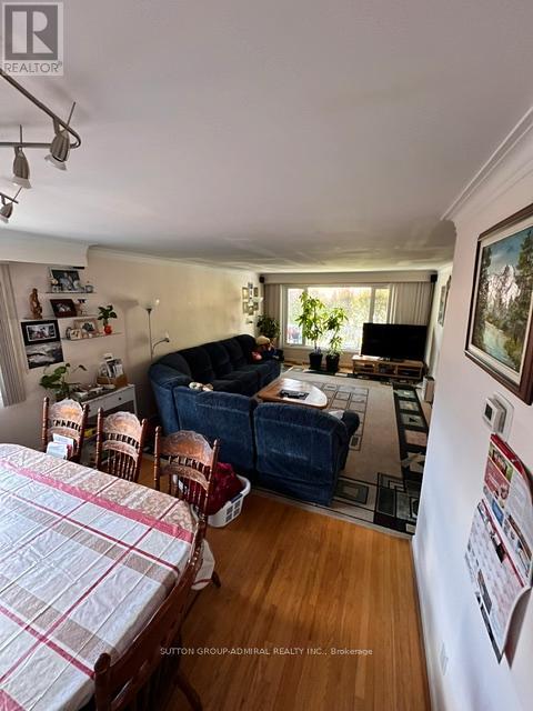 73 Hove Street, Toronto, Ontario  M3H 4Z2 - Photo 10 - C13218278