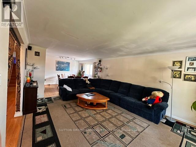 73 Hove Street, Toronto, Ontario  M3H 4Z2 - Photo 12 - C13218278