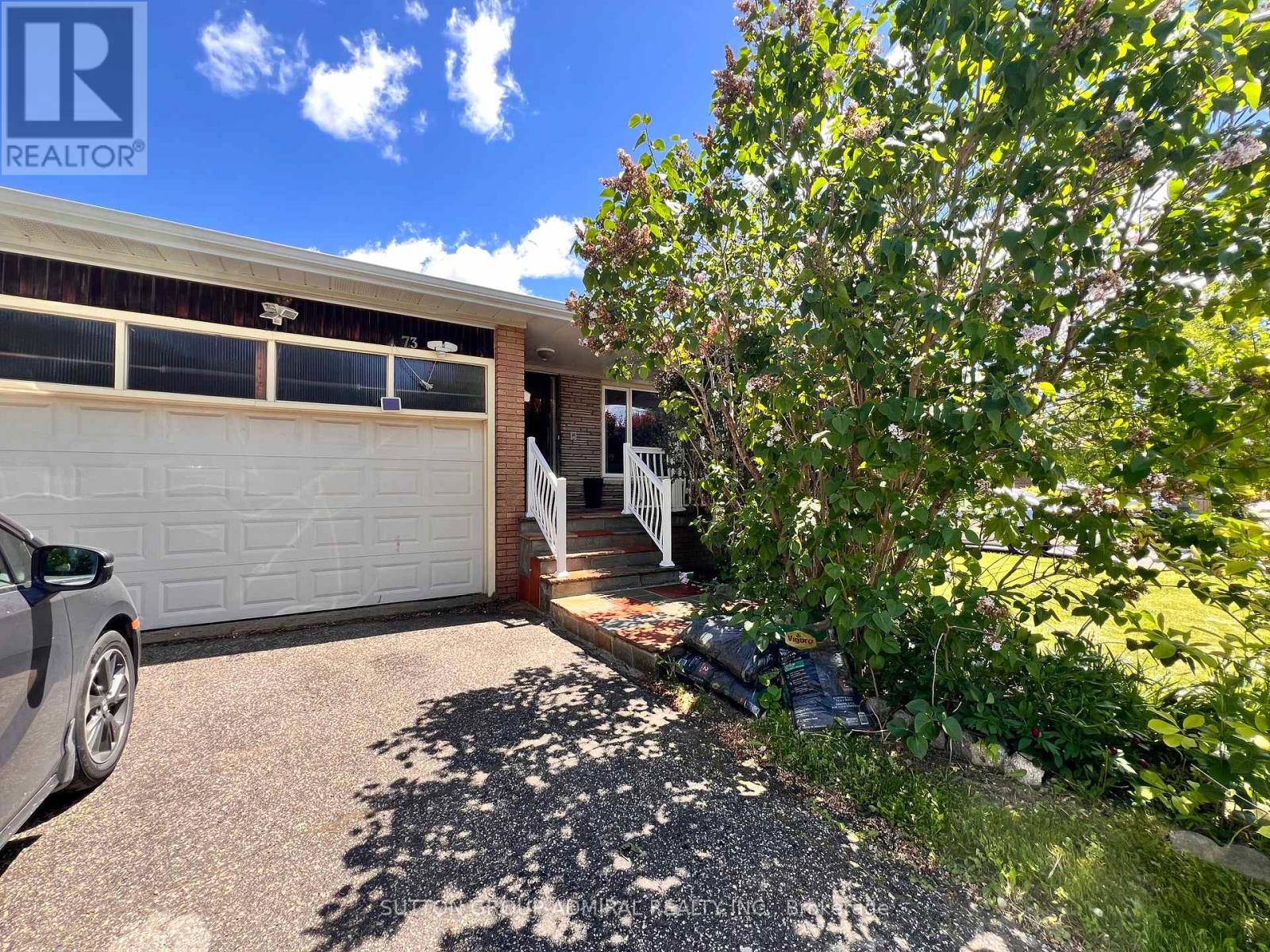 73 Hove Street, Toronto, Ontario  M3H 4Z2 - Photo 3 - C13218278