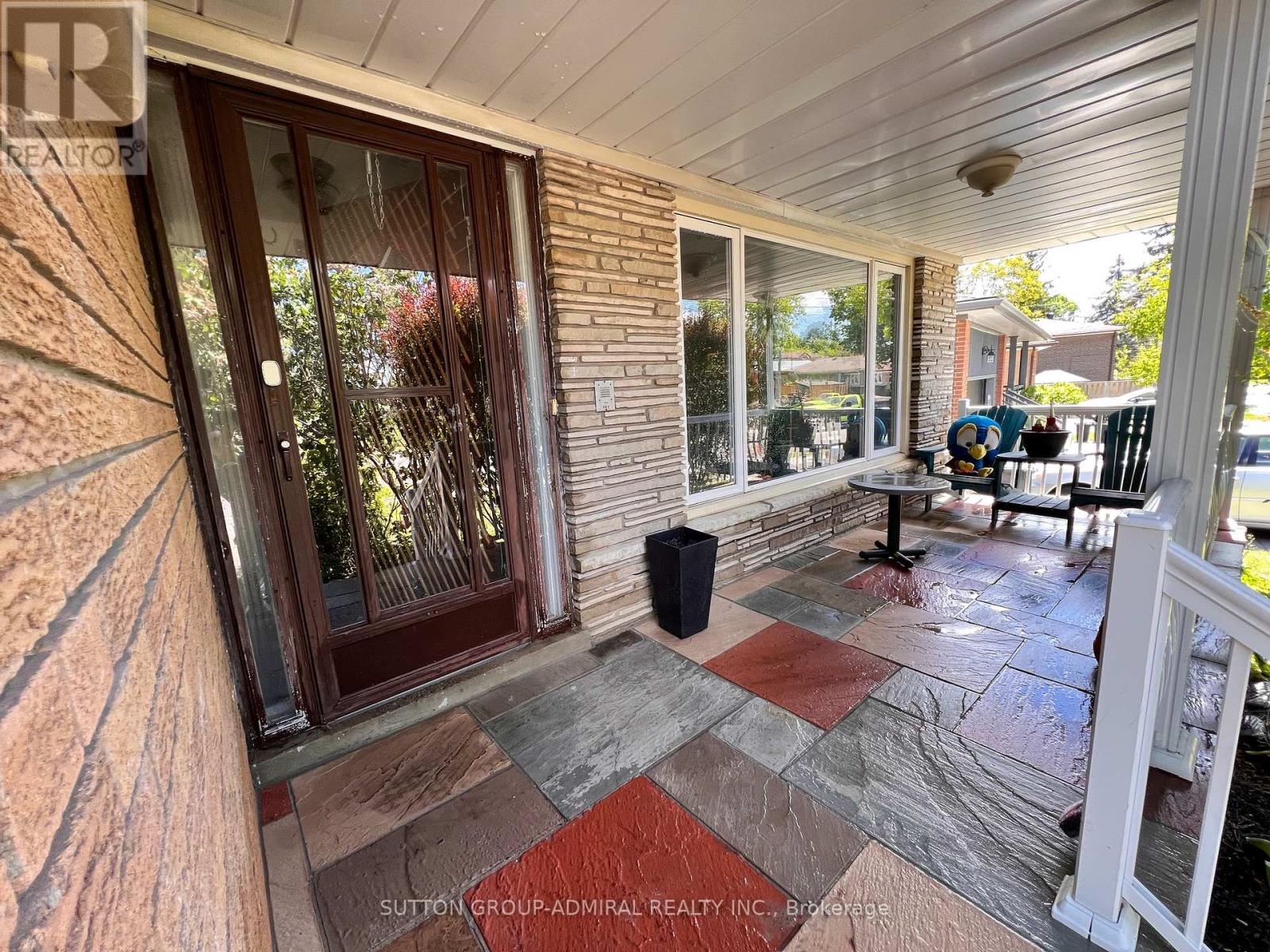 73 Hove Street, Toronto, Ontario  M3H 4Z2 - Photo 5 - C13218278