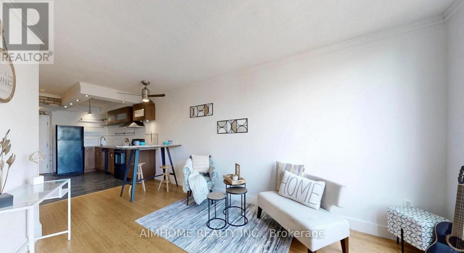 806 - 284 Bloor Street, Toronto, Ontario  M5S 3B8 - Photo 3 - C13218312