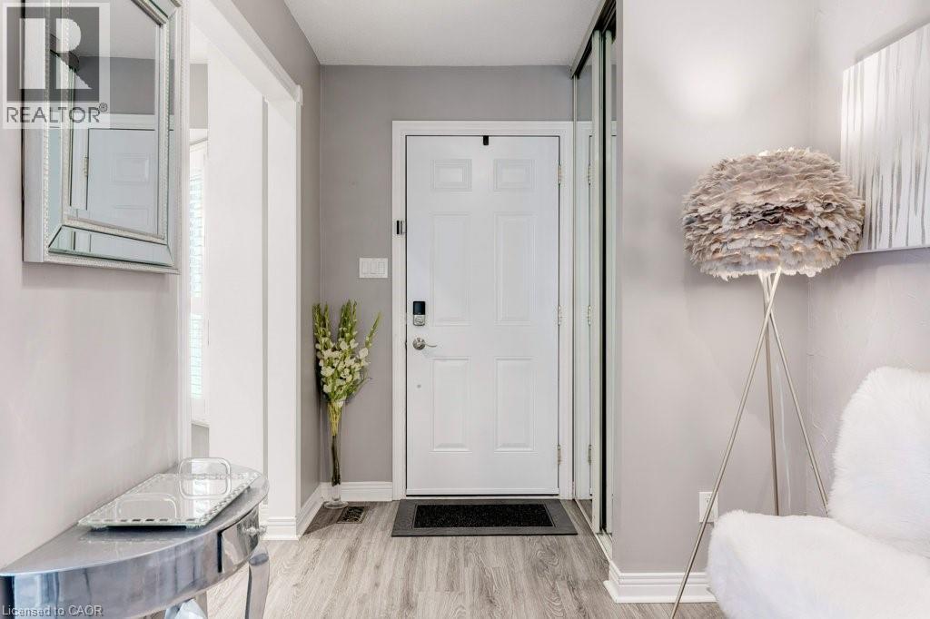 1280 Maple Crossing Boulevard Unit# 11, Burlington, Ontario  L7S 2G2 - Photo 6 - 40835026