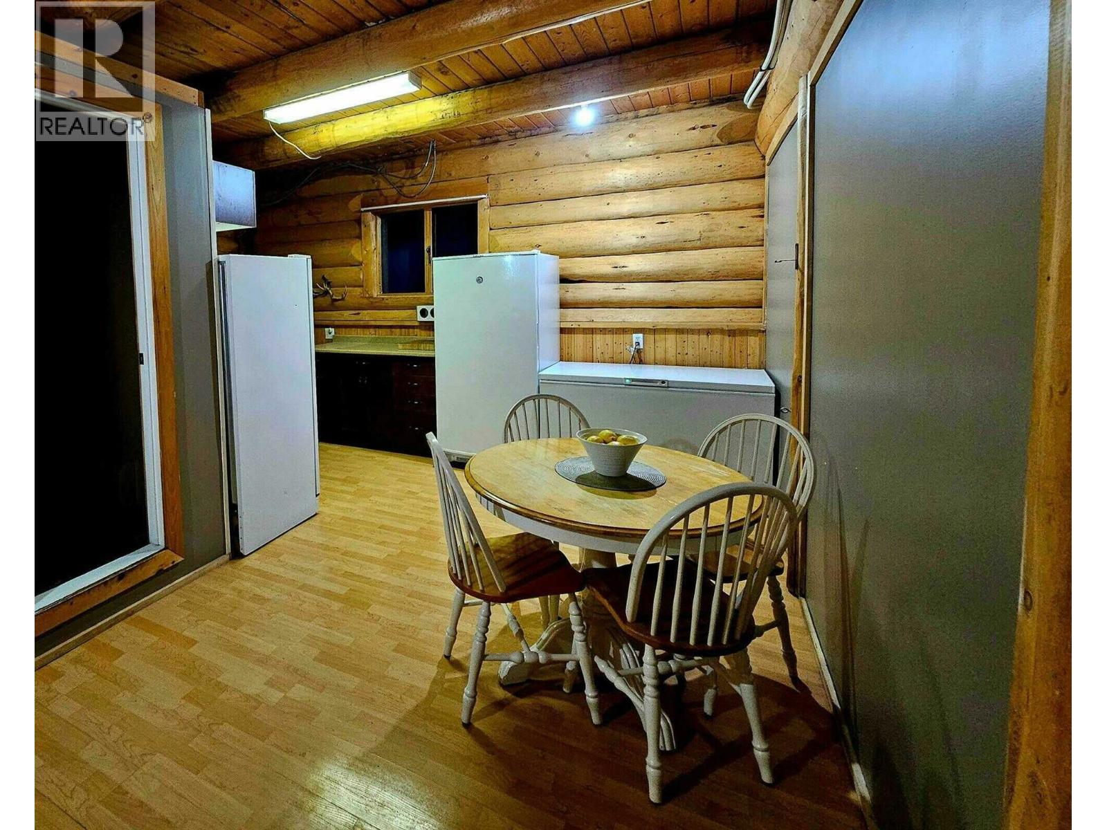 6530 Campbell Road, Chetwynd, British Columbia  V0C 1J0 - Photo 11 - 10389541