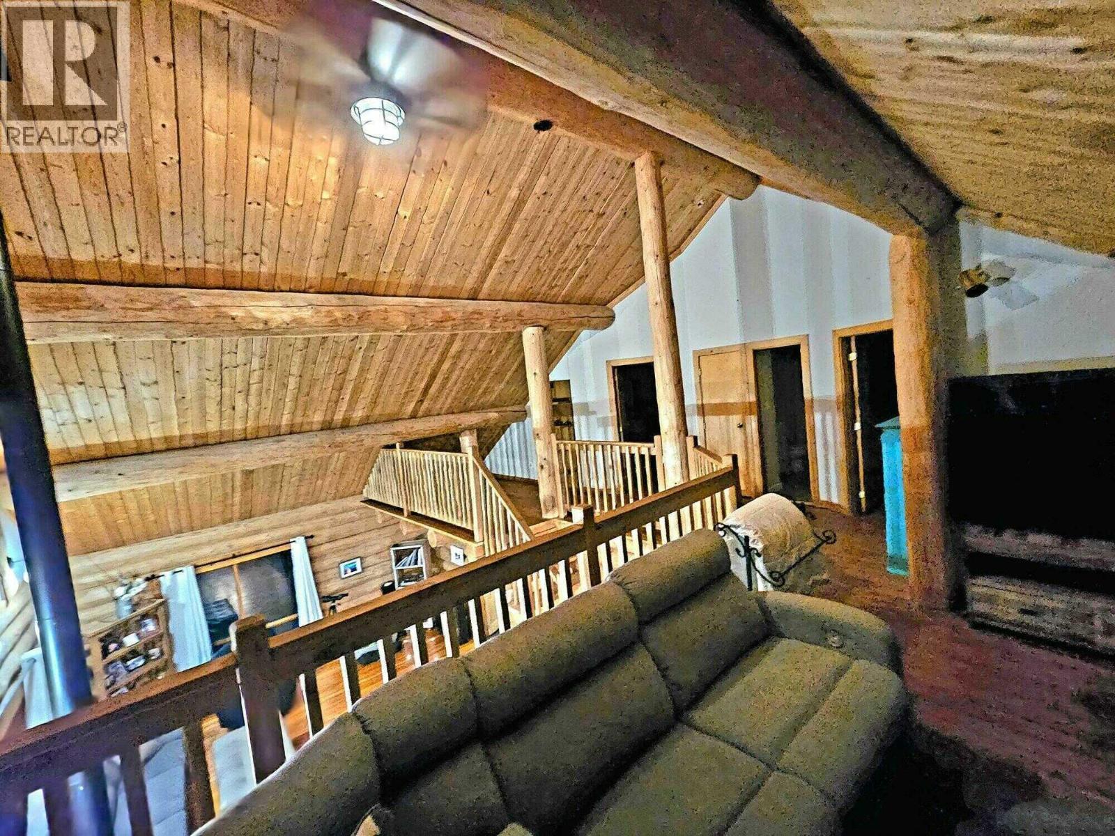 6530 Campbell Road, Chetwynd, British Columbia  V0C 1J0 - Photo 9 - 10389541