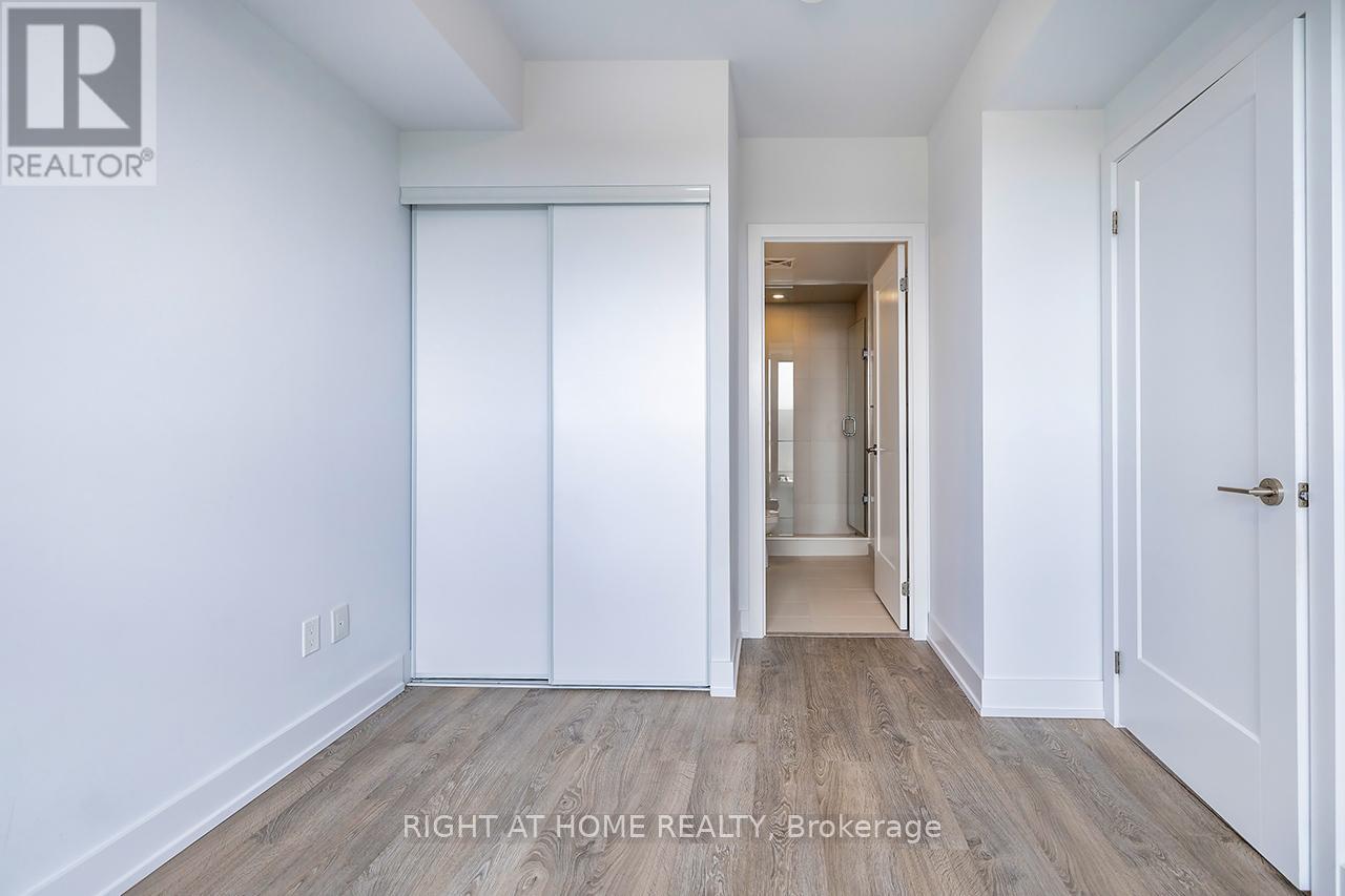 1804 - 2550 Simcoe Street N, Oshawa, Ontario  L1L 0R5 - Photo 10 - E13218276