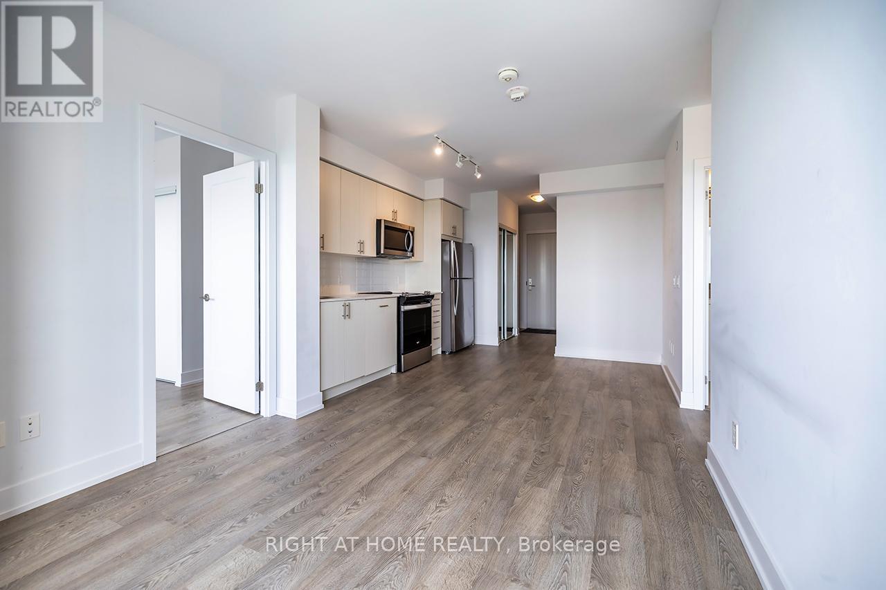 1804 - 2550 Simcoe Street N, Oshawa, Ontario  L1L 0R5 - Photo 3 - E13218276