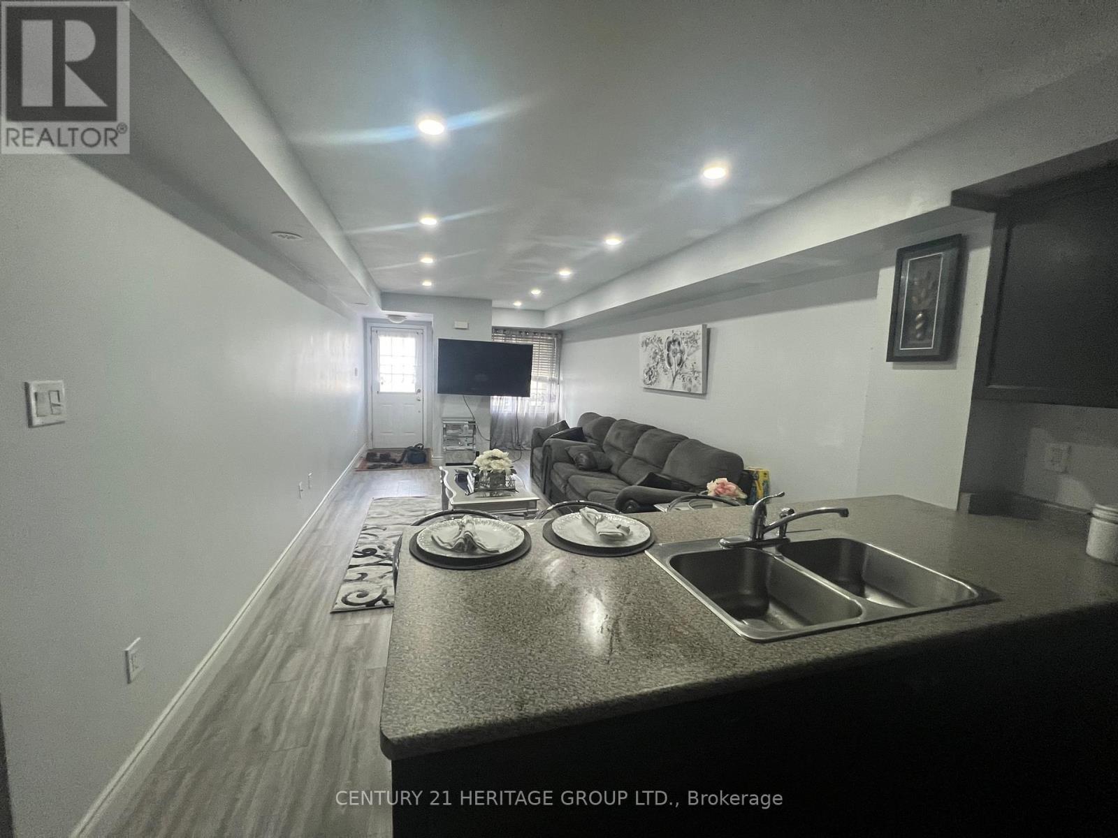 3 - 78 Abela Lane N, Ajax, Ontario  L1T 0C1 - Photo 3 - E13218304