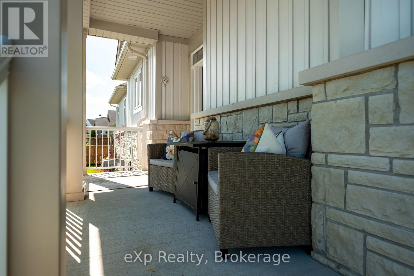 25 Middleton Avenue, Centre Wellington, Ontario  N1M 0G2 - Photo 4 - X13218324