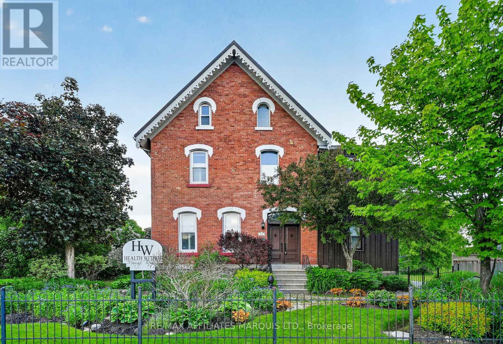 105 5th Street E, Cornwall, Ontario K6H 2L6 - Photo 1 - X13218308
