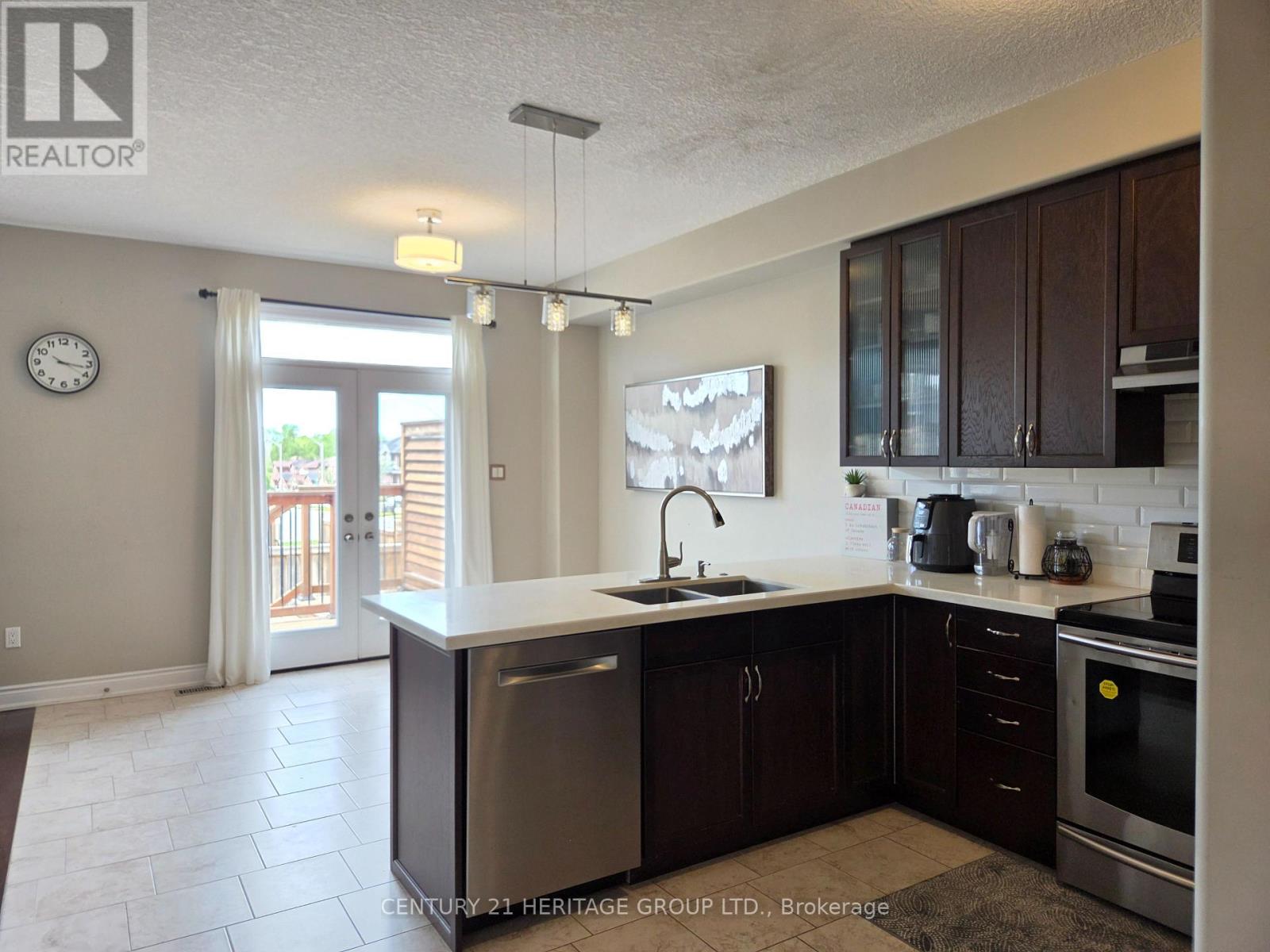 46 Nathan Crescent, Barrie (Painswick South), Ontario  L4N 0S2 - Photo 11 - S13218300