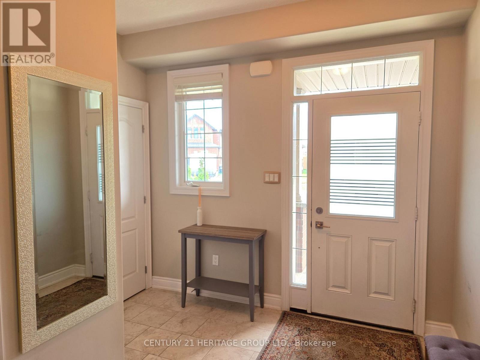46 Nathan Crescent, Barrie (Painswick South), Ontario  L4N 0S2 - Photo 2 - S13218300