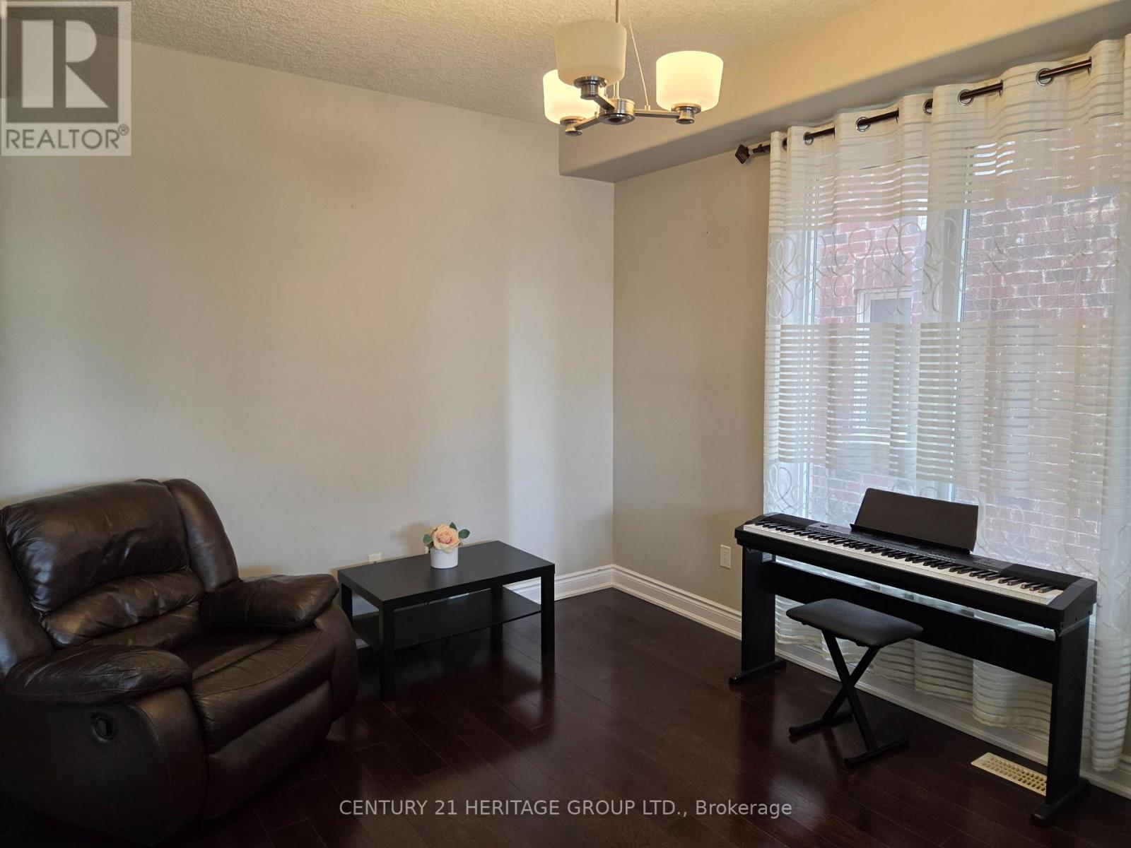 46 Nathan Crescent, Barrie (Painswick South), Ontario  L4N 0S2 - Photo 8 - S13218300
