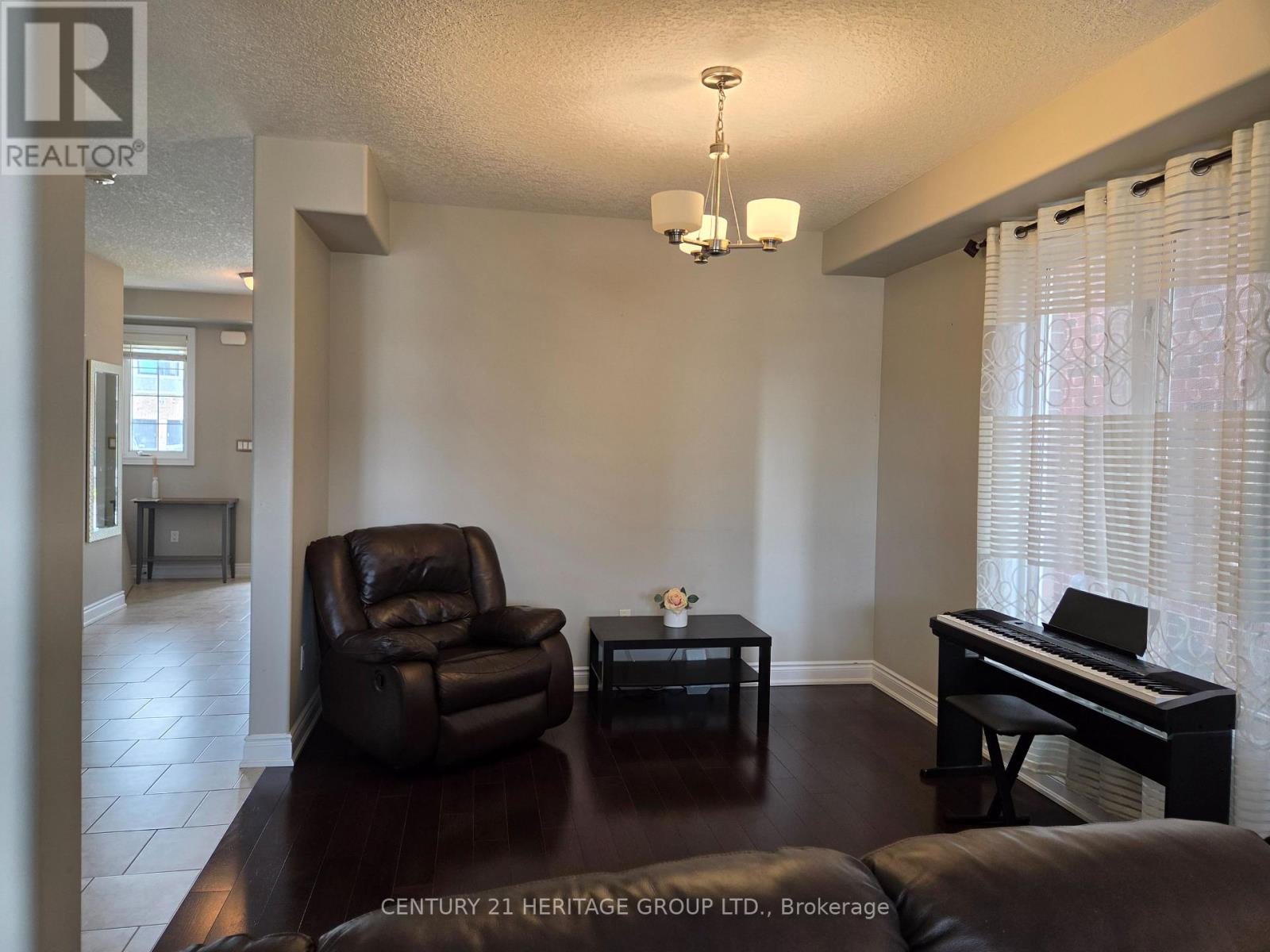 46 Nathan Crescent, Barrie (Painswick South), Ontario  L4N 0S2 - Photo 9 - S13218300