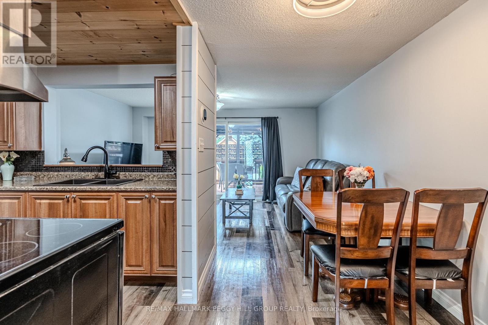 193 Nathan Crescent, Barrie (Painswick South), Ontario  L4N 0S4 - Photo 9 - S13218306