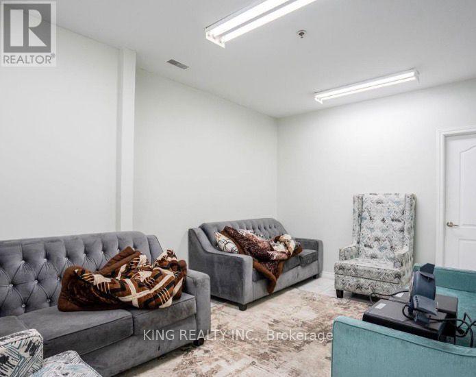 12 - 67 Westmore Drive, Toronto, Ontario  M9V 3Y6 - Photo 4 - W13218246