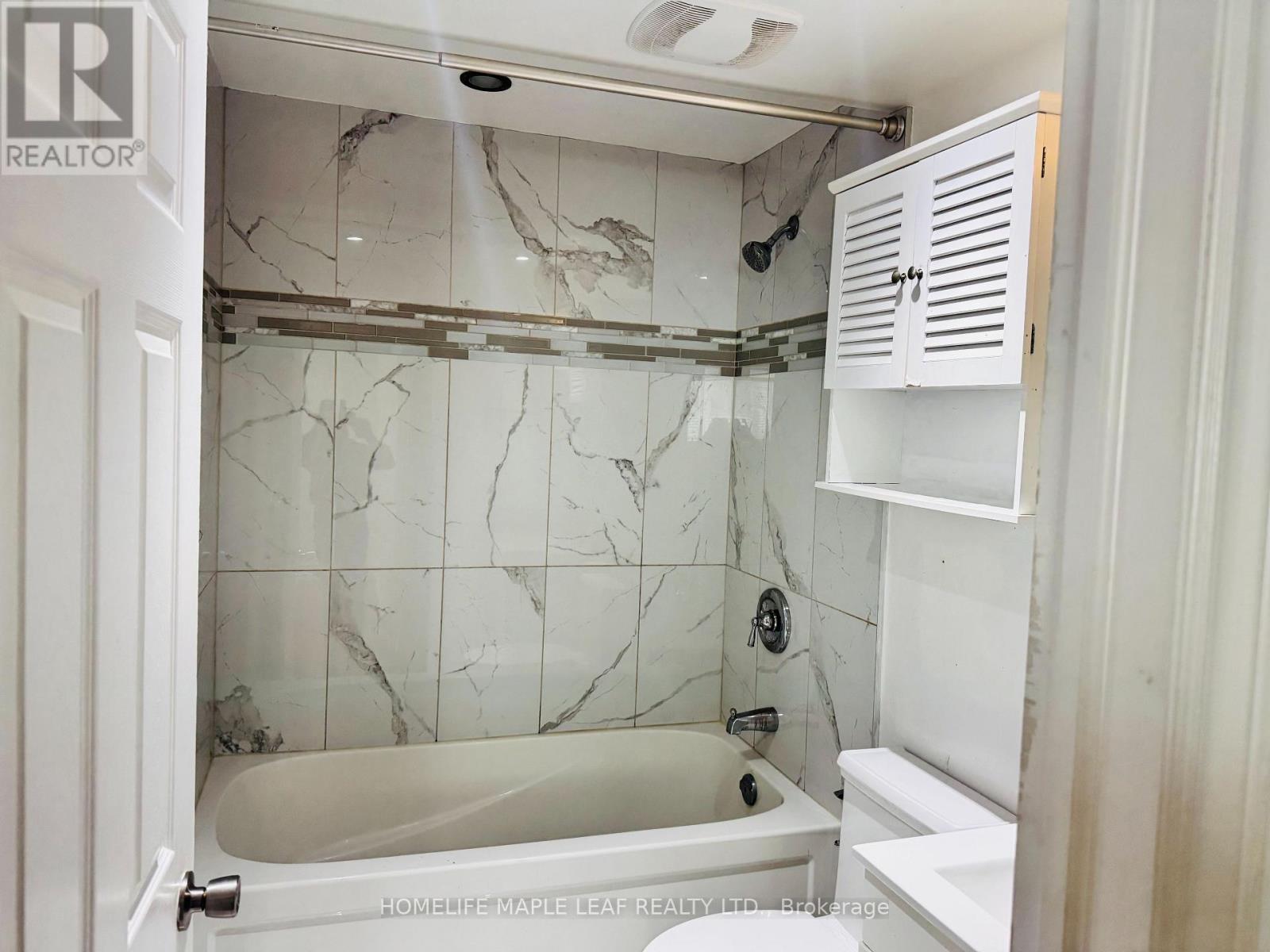 8 Montrose Place, Brampton, Ontario  L6S 2S8 - Photo 18 - W13218248
