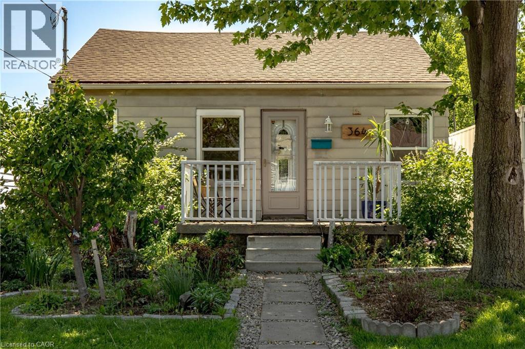 364 TRAGINA Avenue N, Hamilton, Ontario