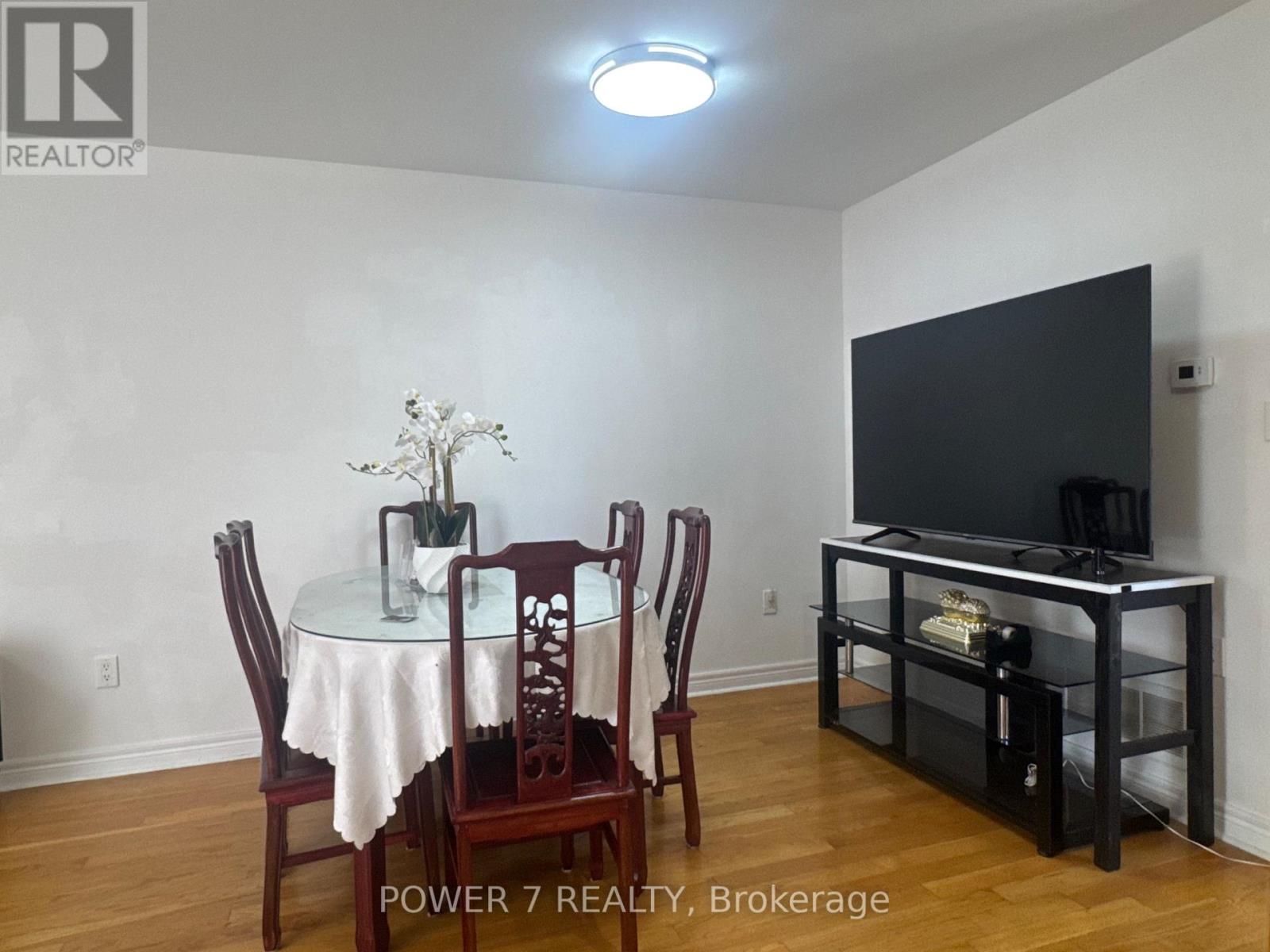 85b Maybourne Avenue, Toronto, Ontario  M1L 2W3 - Photo 10 - E13199266