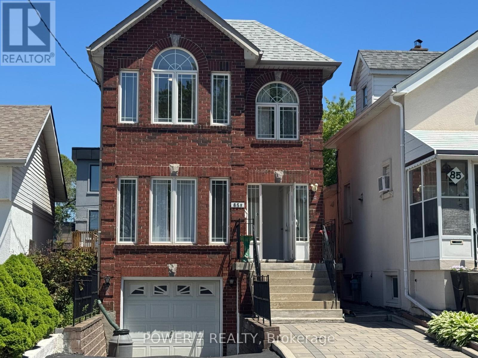 85b Maybourne Avenue, Toronto, Ontario  M1L 2W3 - Photo 1 - E13199266