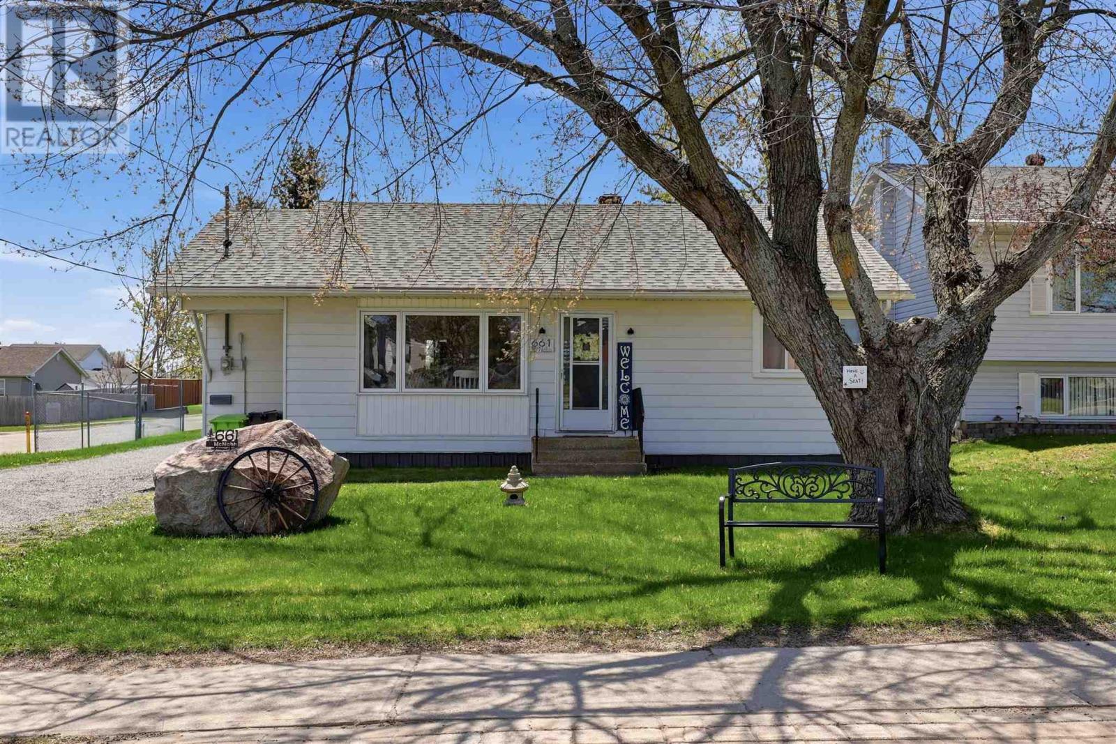 661 McNabb ST, Sault Ste. Marie, Ontario