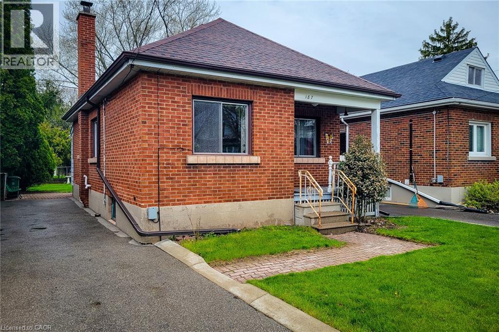 187 Paradise Road N, Hamilton, Ontario  L8S 3T2 - Photo 1 - 40834277