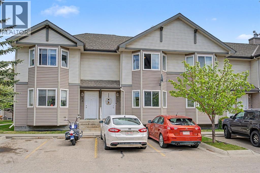 65 Royal Birch Villas Nw, Calgary, Alberta  T3G 5V2 - Photo 1 - A2314444