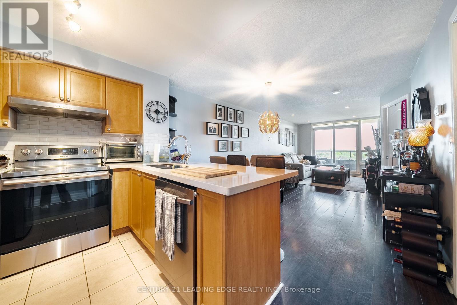 808 - 17 Barberry Place, Toronto, Ontario  M2K 3E2 - Photo 11 - C13218344
