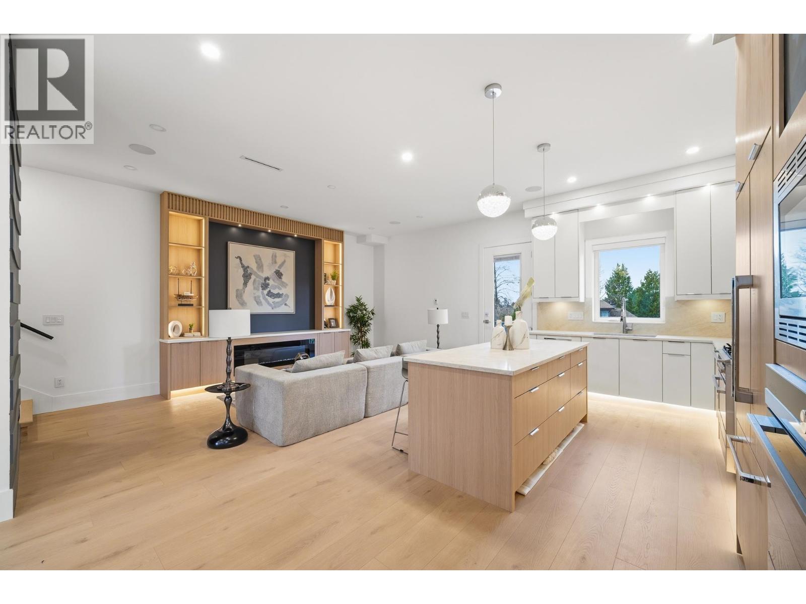 1 6139 Ashworth Avenue, Burnaby, British Columbia  V5E 3T8 - Photo 10 - R3103238
