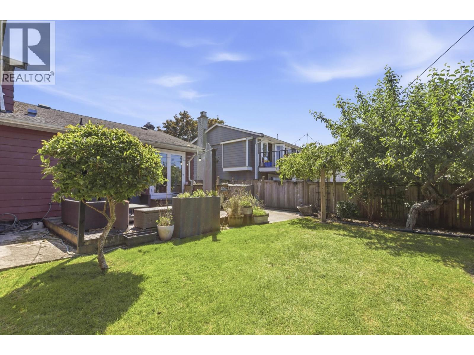 10851 Rosecroft Crescent, Richmond, British Columbia  V6A 2J2 - Photo 31 - R3129987