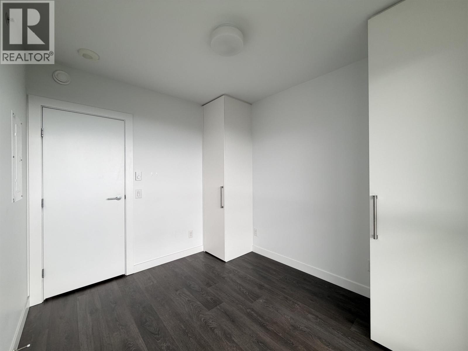 905 652 Whiting Way, Coquitlam, British Columbia  V3J 0K3 - Photo 10 - R3129988