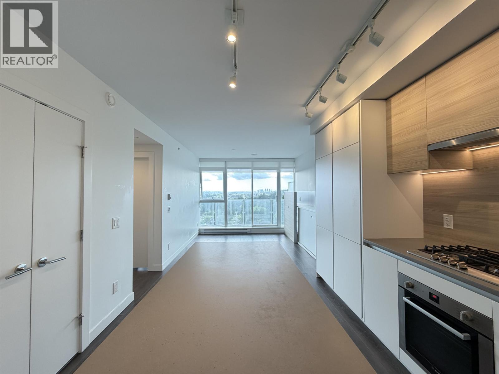 905 652 Whiting Way, Coquitlam, British Columbia  V3J 0K3 - Photo 4 - R3129988