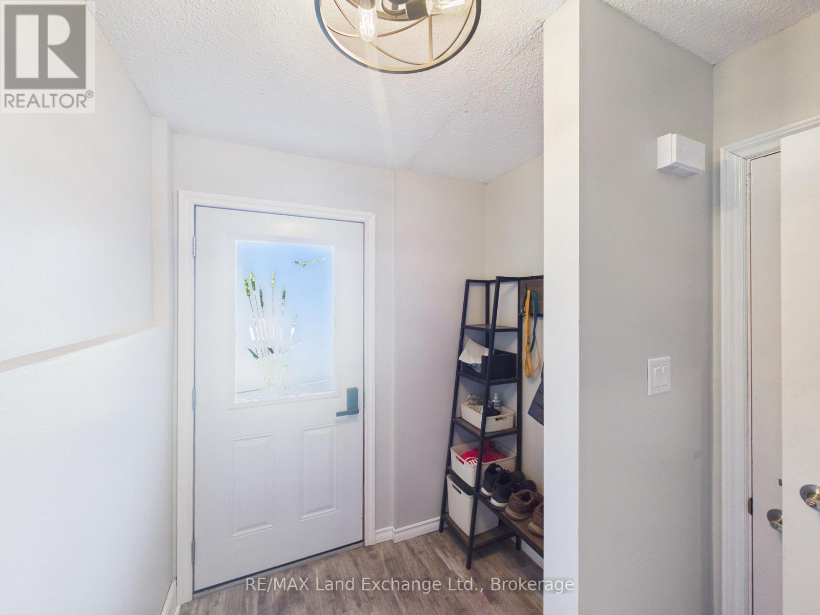 658 Hunter Street, Kincardine, Ontario  N2Z 1S1 - Photo 5 - X13218326