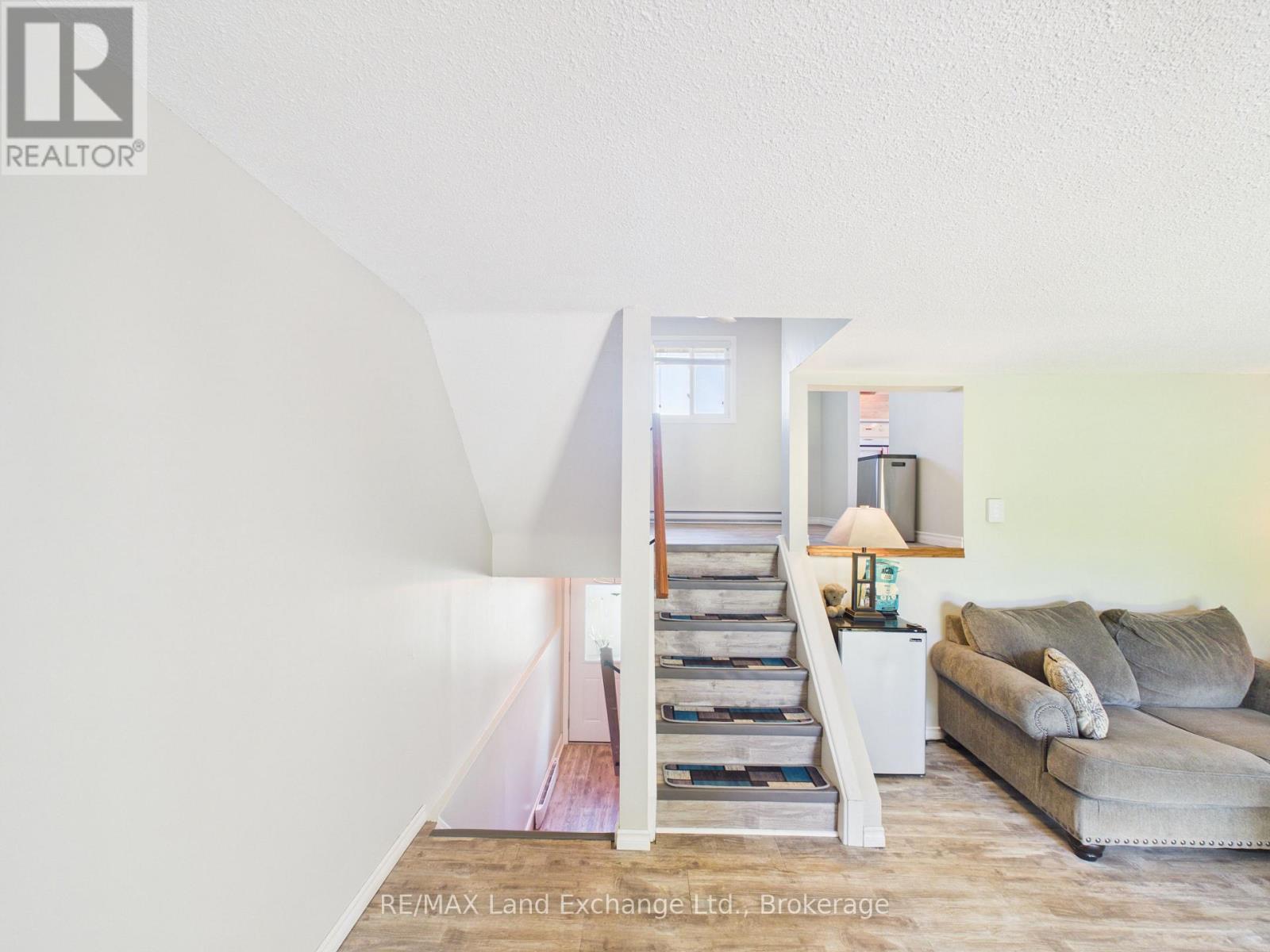 658 Hunter Street, Kincardine, Ontario  N2Z 1S1 - Photo 6 - X13218326