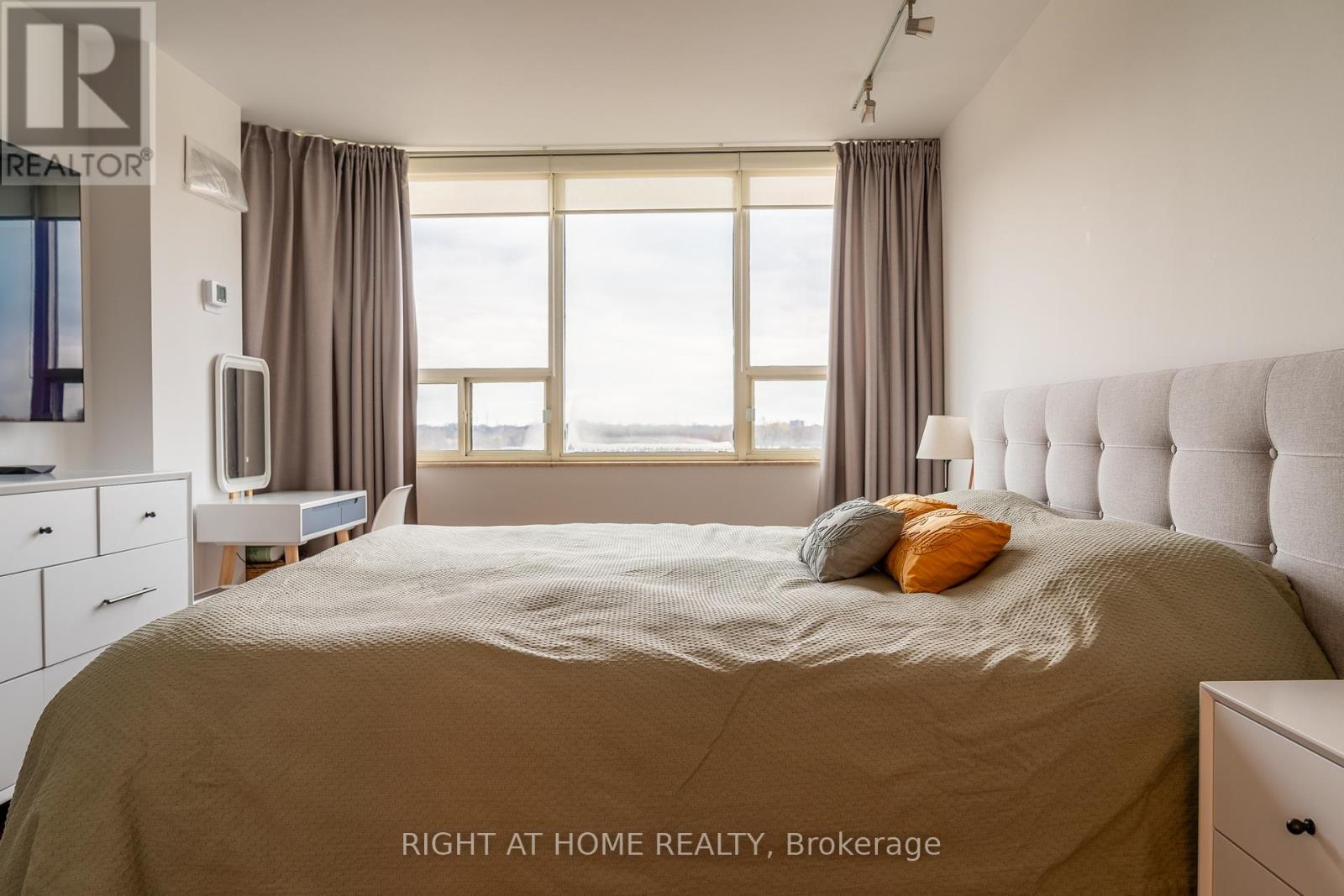 1003 - 1320 Islington Avenue, Toronto, Ontario  M9A 5C6 - Photo 15 - W13218330