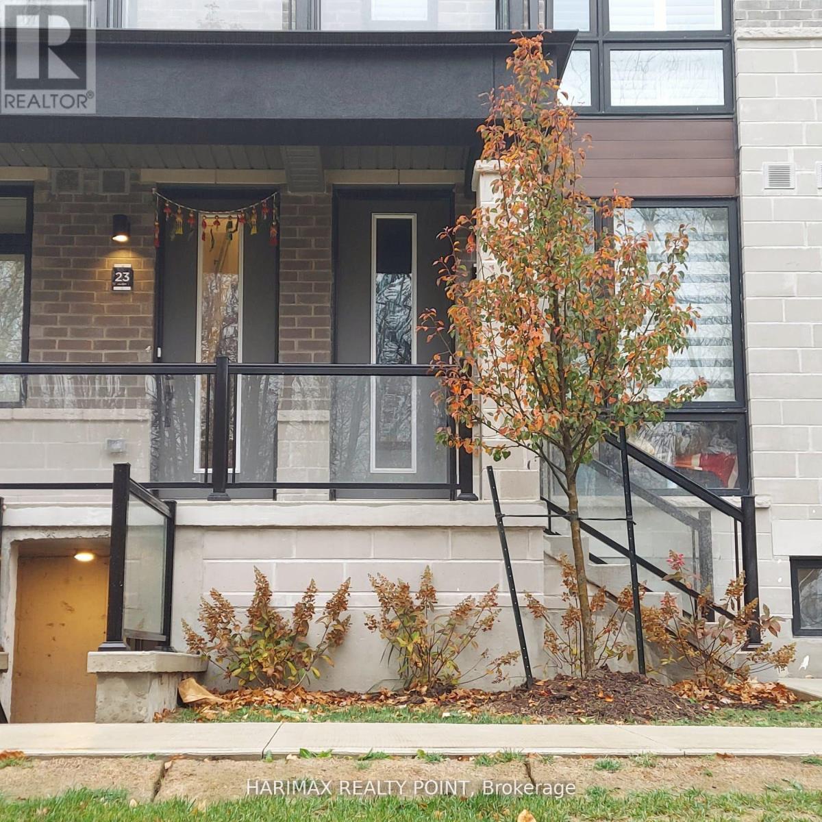 25 - 40 Knotsberry Circle, Brampton, Ontario  L6Y 6G1 - Photo 2 - W13218334