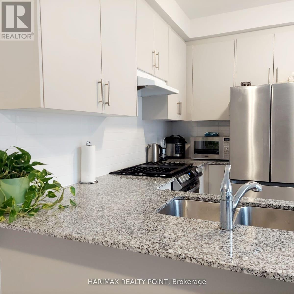 25 - 40 Knotsberry Circle, Brampton, Ontario  L6Y 6G1 - Photo 5 - W13218334