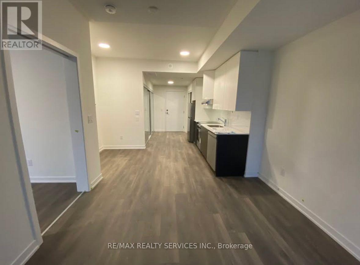 211 - 120 Canon Jackson Drive E, Toronto, Ontario  M6M 0B8 - Photo 5 - W13218346