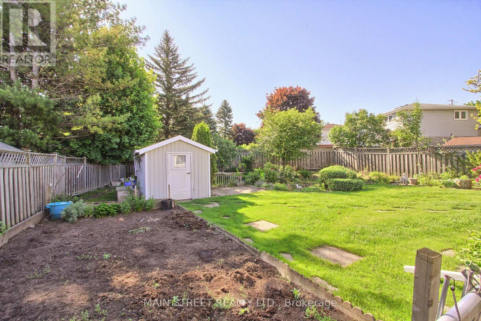 316 Biehn Drive, Kitchener, Ontario  N2R 1C7 - Photo 39 - X13218328
