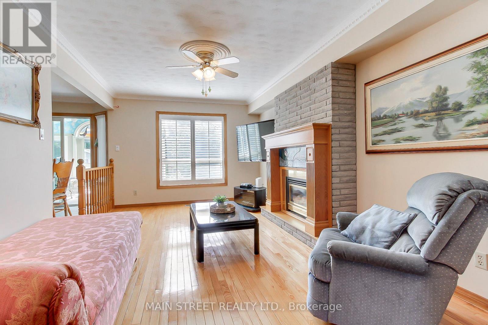 316 Biehn Drive, Kitchener, Ontario  N2R 1C7 - Photo 7 - X13218328