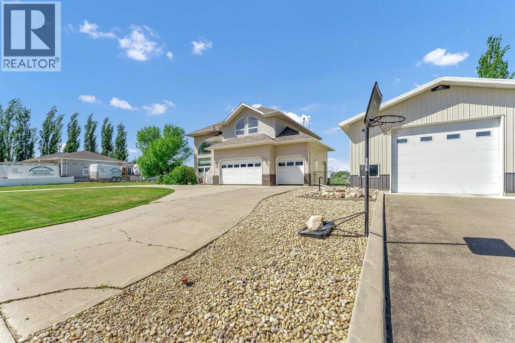 99, 190014 12 Street W, Rural Newell, Alberta  T1R 1C7 - Photo 3 - A2315408